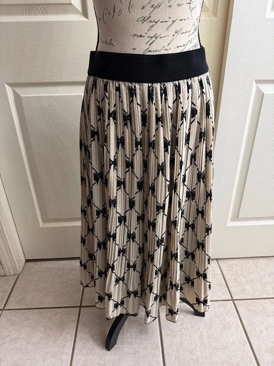 Black & Cream Pleated Midi Skirt XL - Picture 1 of 3